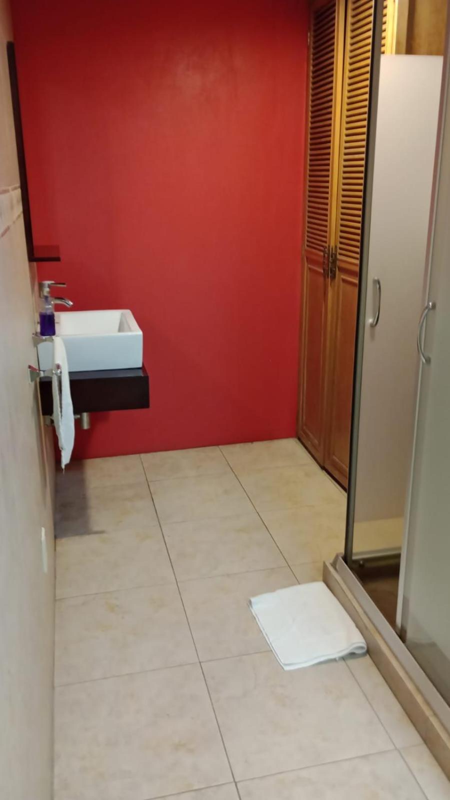 Ayenda Suites Cuija Mexico City Bilik gambar